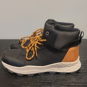 Marc Ecko Unlimited Boots